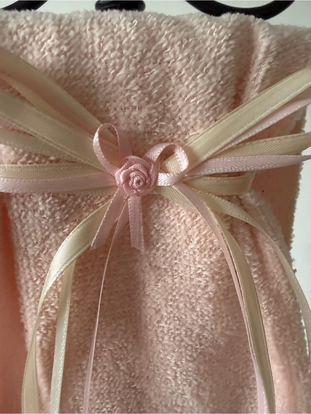 🌹Hand Crafted Pink and Cream Hand Towel & Spare 🧻 Holder 🌹